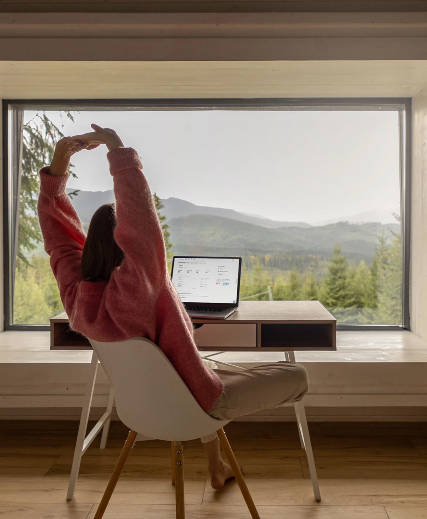 Global team working remotely